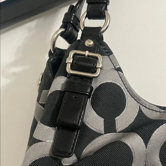 Coach Black Silver and Gray Circle Pattern Shoulder Bag - Picture 4 of 16